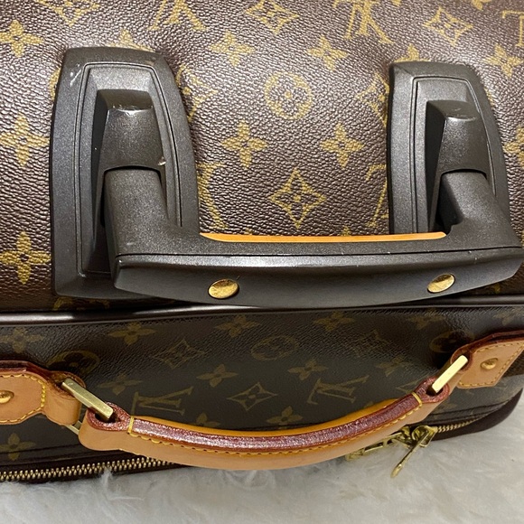 ๐๐๐SOLD๐๐๐
๐คฉLV BOSPHORE 45 ROLLER LUGGAGE MONOGRAM๐คฉ - Picture 9 of 16